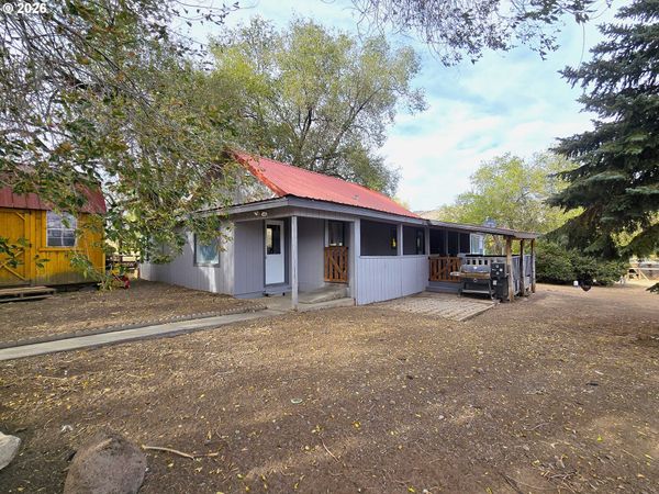 42514 HWY 26, Dayville, OR 97825