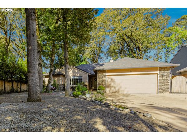 1747 SE 60TH AVE, Hillsboro, OR 97123