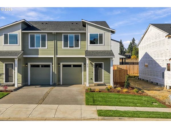 672 S 5th ST, Carlton, OR 97111