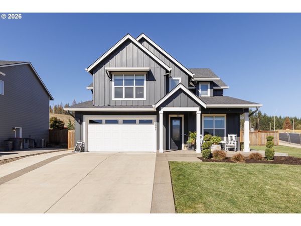 3005 NW ELIZABETH, McMinnville, OR 97128