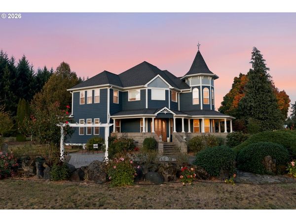60750 ROBINETTE RD, St. Helens, OR 97051
