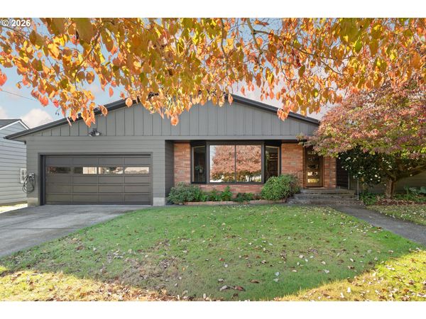 3906 NE ROSA PARKS WAY, Portland, OR 97211