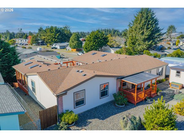 999 BLANCO AVE, Coos Bay, OR 97420