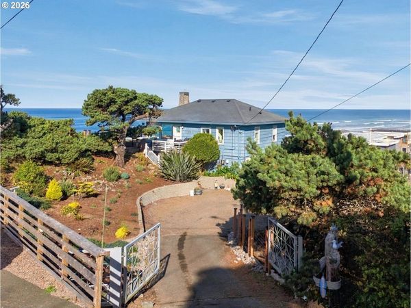 1093 NW 8TH ST, Lincoln City, OR 97367