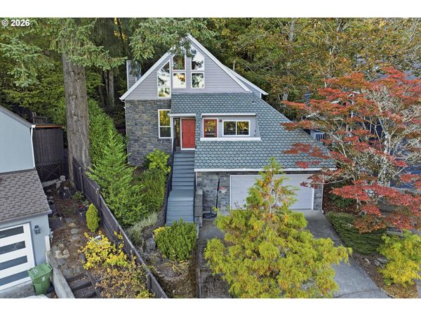 12 SAINT HELENS CIR, Lake Oswego, OR 97035