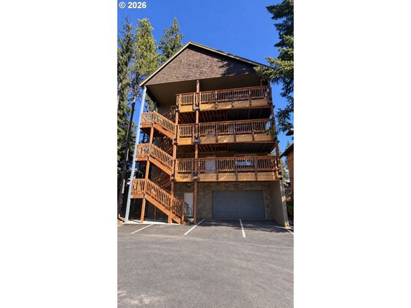 30544 E OLIVE ST, Government Camp, OR 97028