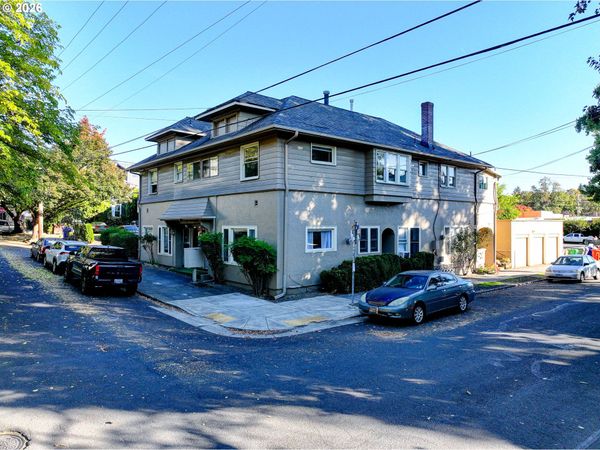 1712 SE MAIN ST, Portland, OR 97214