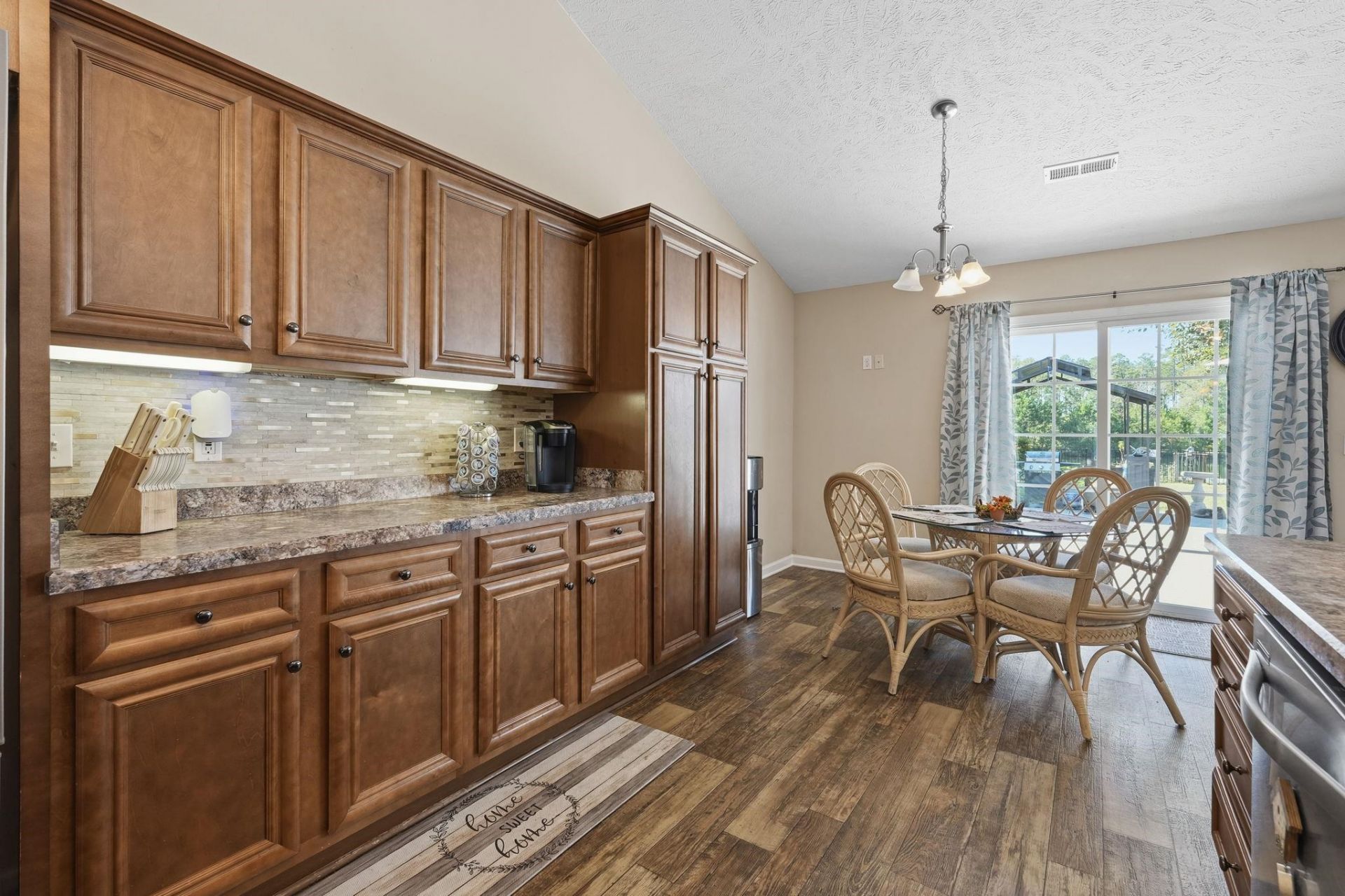 136 Alpharetta Ct. Photo 31