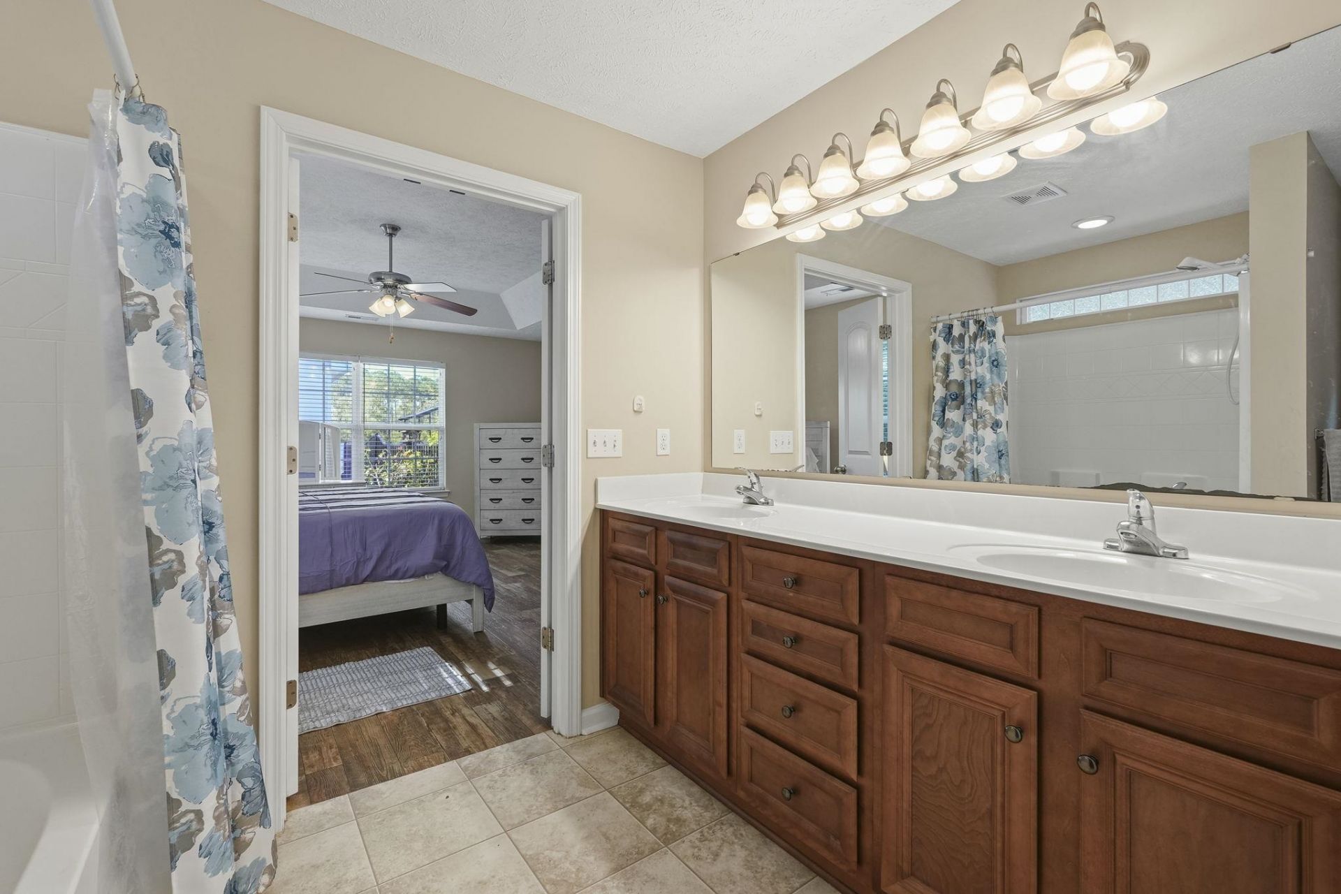 136 Alpharetta Ct. Photo 38