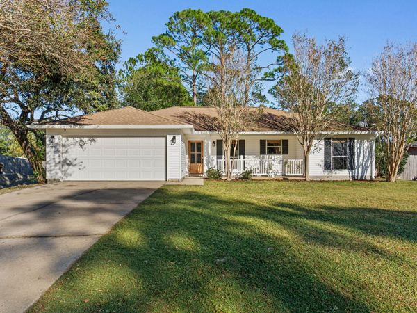 1842 Sparrow Lane, Navarre, FL 32566