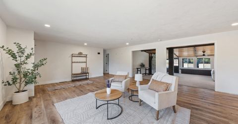 829 Lyell Way, Gardnerville, NV 89460 Photo