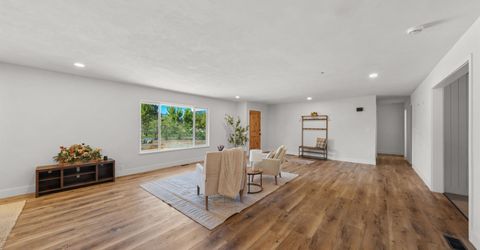 829 Lyell Way, Gardnerville, NV 89460 Photo