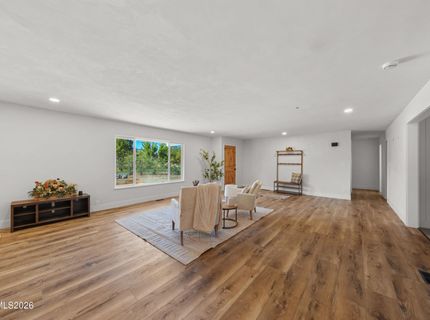 829 Lyell Way, Gardnerville, NV 89460 Photo