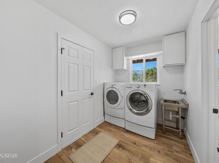 829 Lyell Way, Gardnerville, NV 89460 Photo