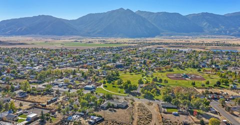 829 Lyell Way, Gardnerville, NV 89460 Photo