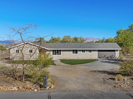 829 Lyell Way, Gardnerville, NV 89460 Photo
