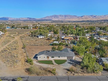 829 Lyell Way, Gardnerville, NV 89460 Photo