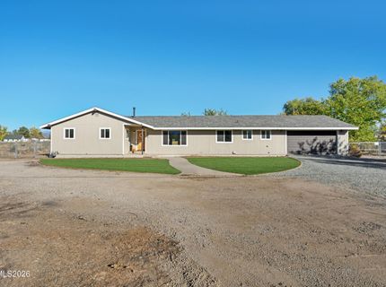 829 Lyell Way, Gardnerville, NV 89460 Photo