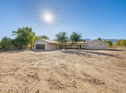 829 Lyell Way, Gardnerville, NV 89460 Photo