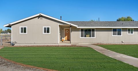 829 Lyell Way, Gardnerville, NV 89460 Photo