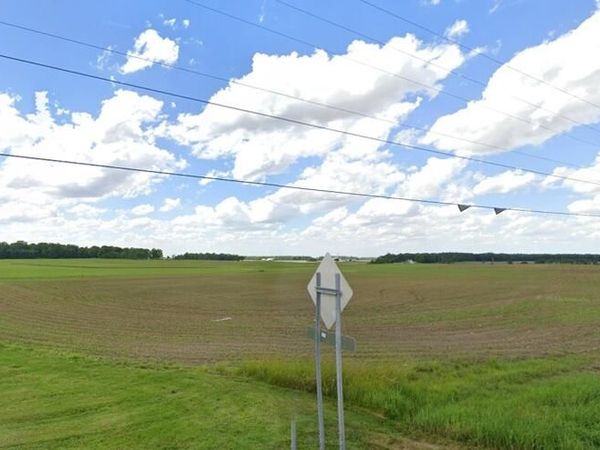 7634 Sr4, Bloomville, OH 44818