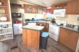 903 Wesley Chapel Avenue photo 4