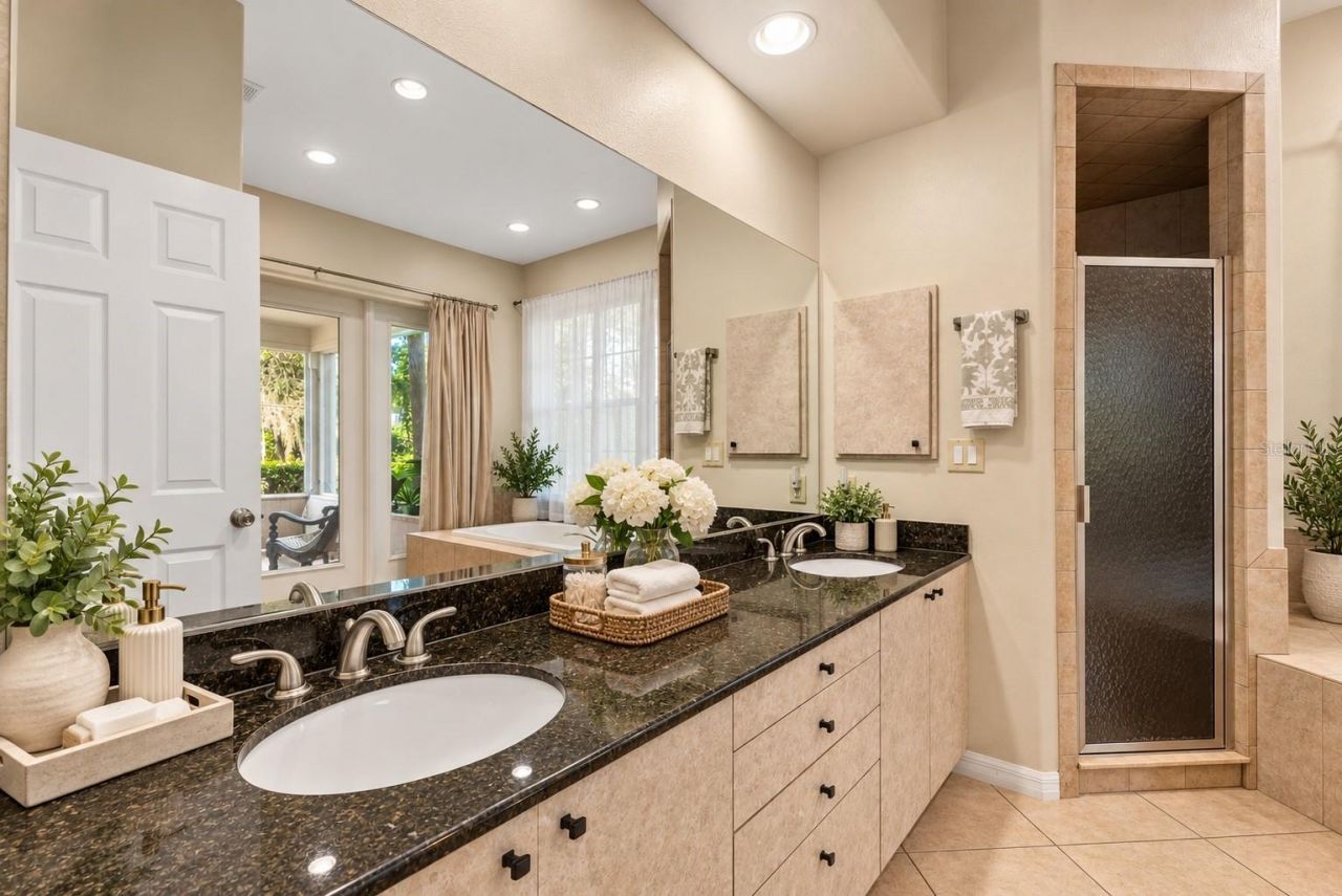 7303 Weeping Willow Drive, Sarasota, FL 34241 Photo