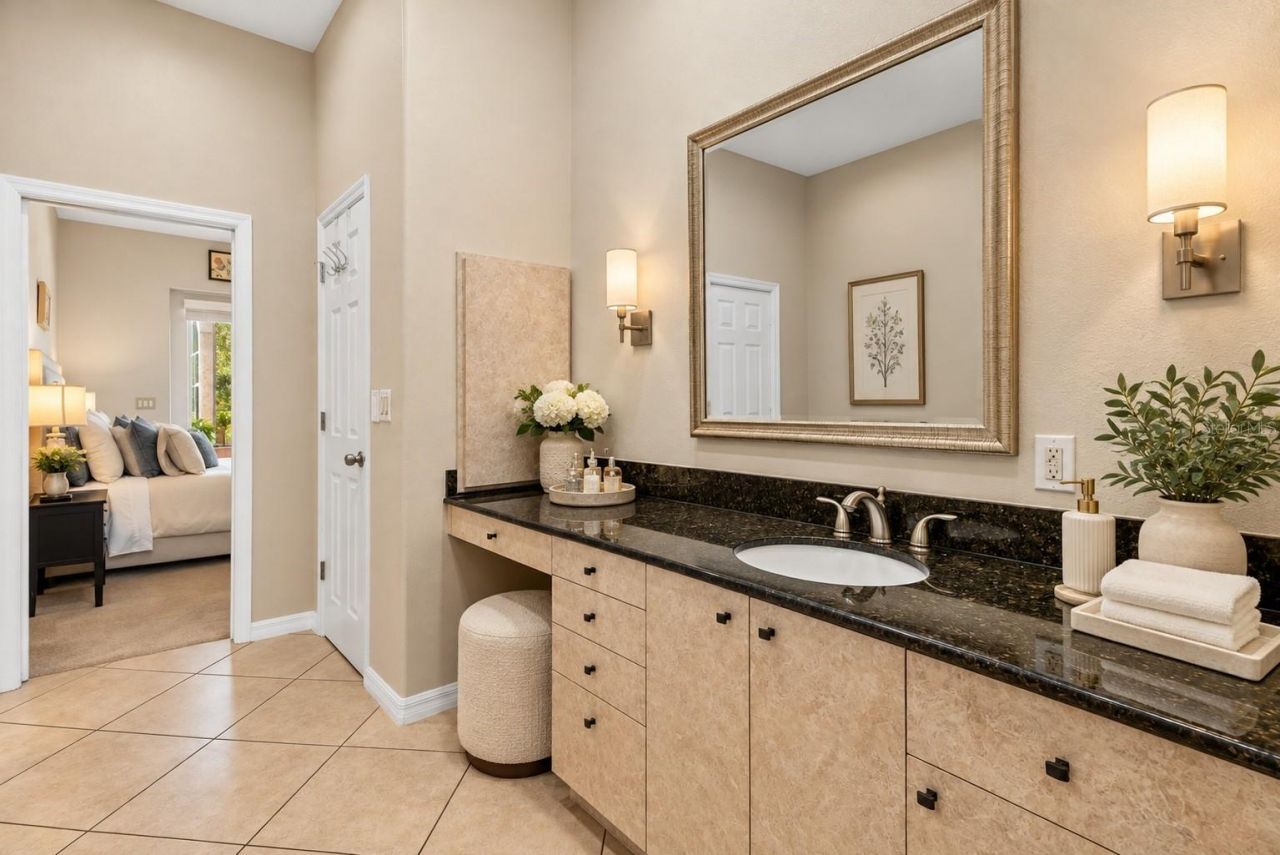 7303 Weeping Willow Drive, Sarasota, FL 34241 Photo