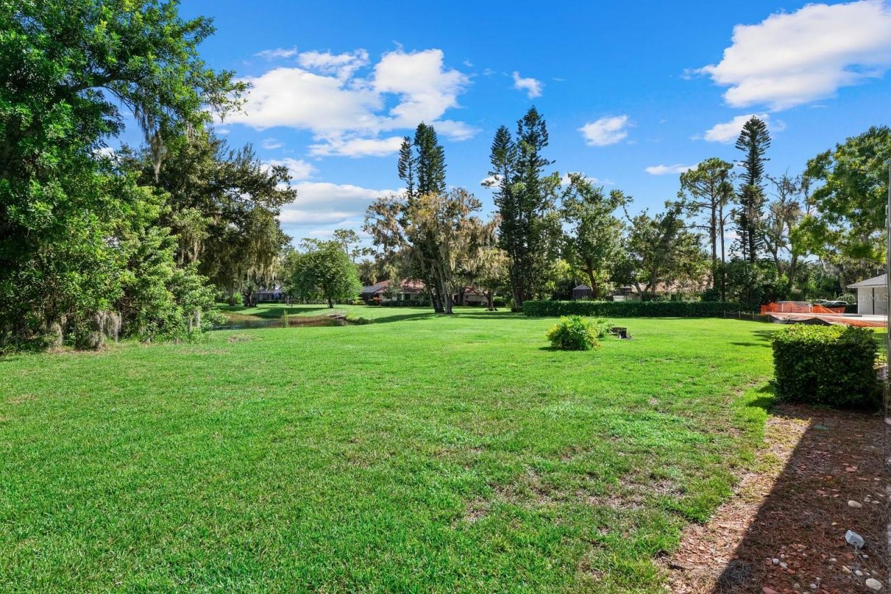 7303 Weeping Willow Drive, Sarasota, FL 34241 Photo