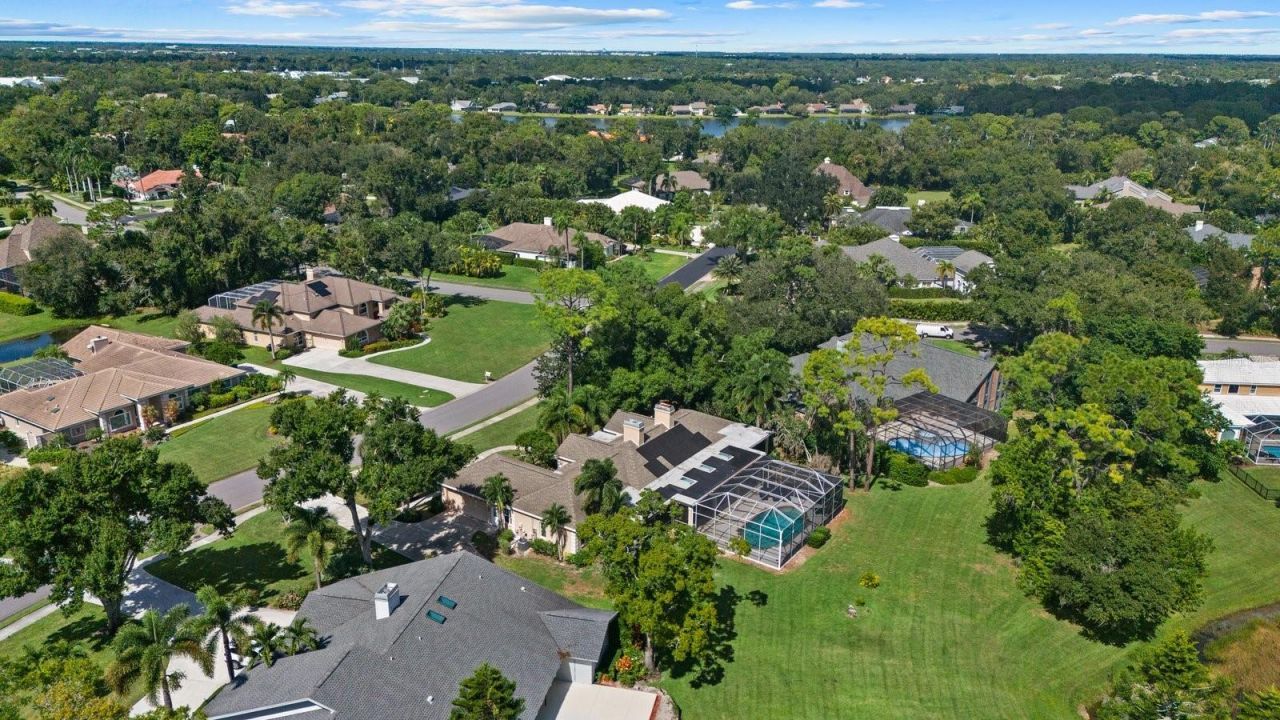 7303 Weeping Willow Drive, Sarasota, FL 34241 Photo