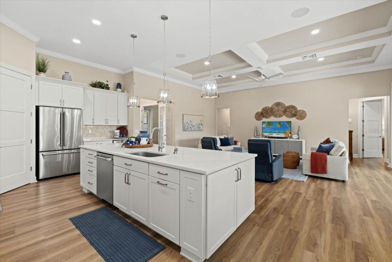 7973 Grande Shores Drive, Sarasota, FL 34240 Photo