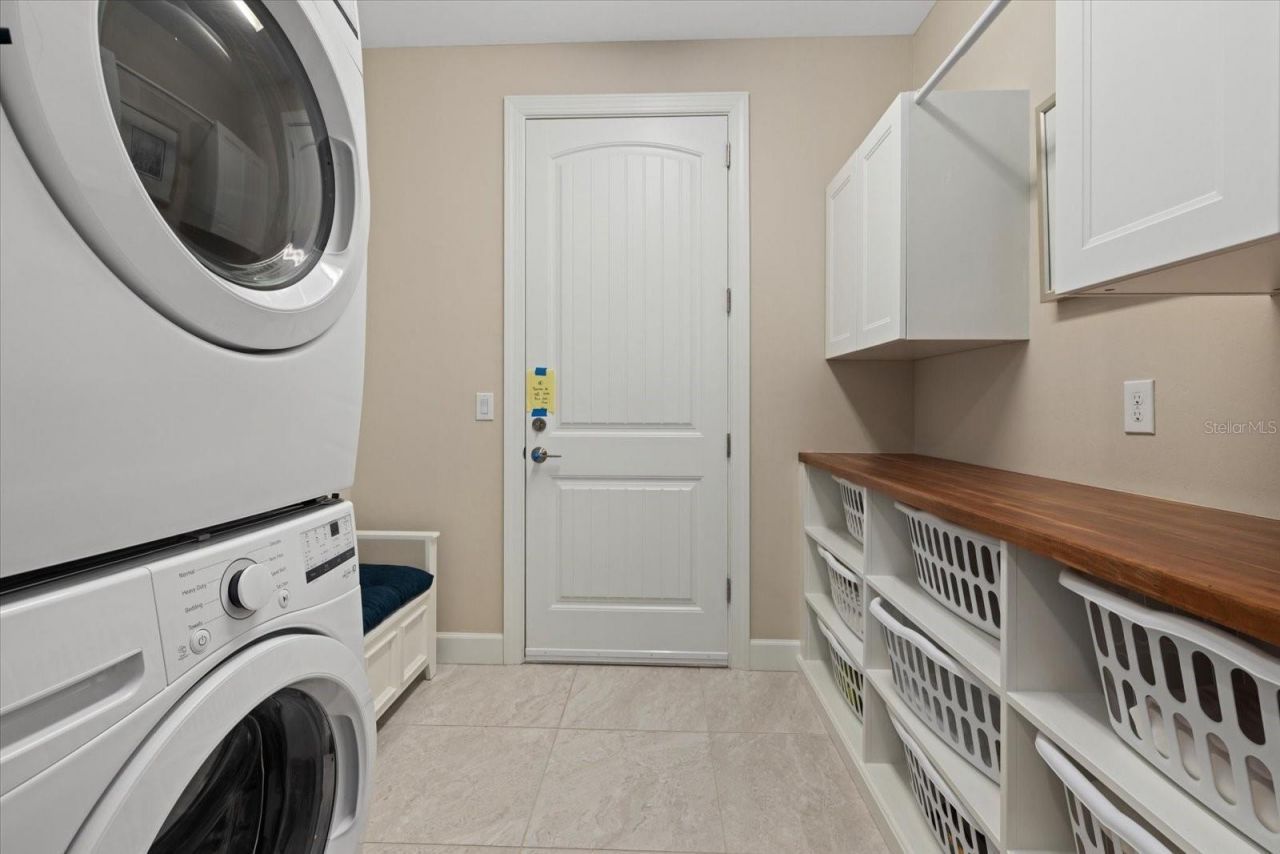 7973 Grande Shores Drive, Sarasota, FL 34240 Photo