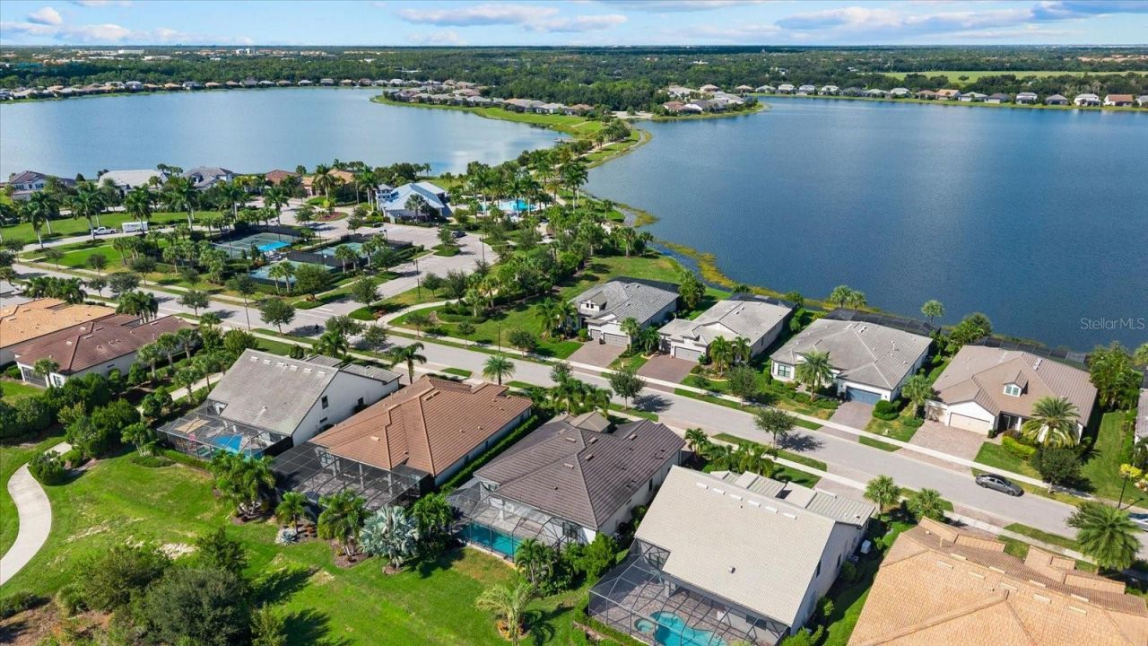 7973 Grande Shores Drive, Sarasota, FL 34240 Photo