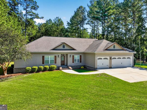 97 Jeni Wright Lane, Brooklet, GA 30415
