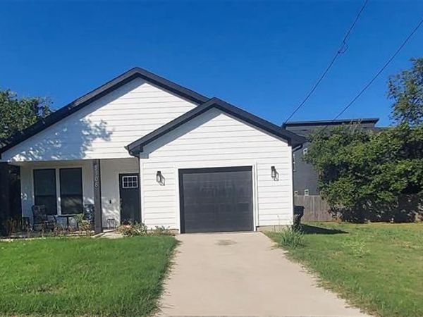 3308 Sayle Street, Greenville, TX 75401