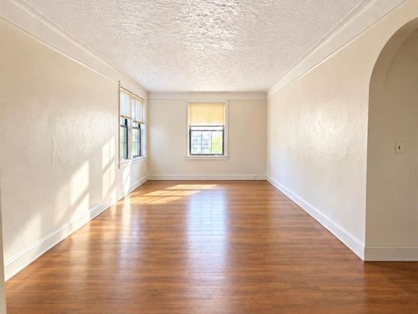 3338 Parsons Boulevard , Unit 1E, Flushing, NY 11354