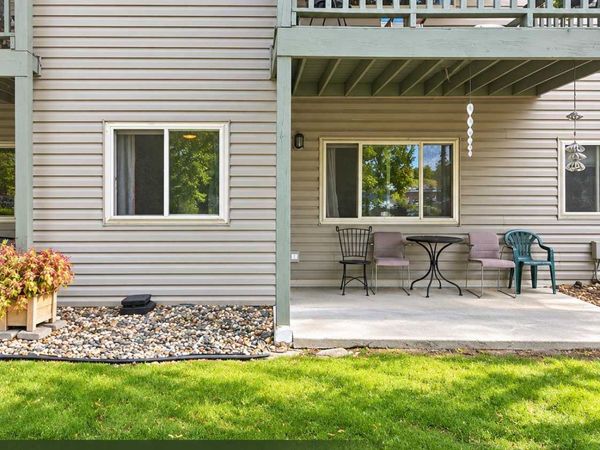 498 Etna Street, Unit 102, Saint Paul, MN 55106