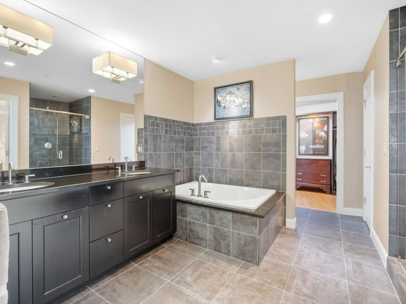 1 Roebling Way, Unit 901, Covington, KY 41011 Photo 24