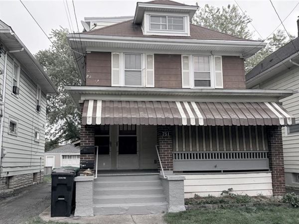 751 16th Street , Niagara Falls, NY 14301
