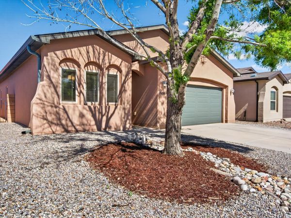 6019 Mafraq Avenue NW, Albuquerque, NM 87114