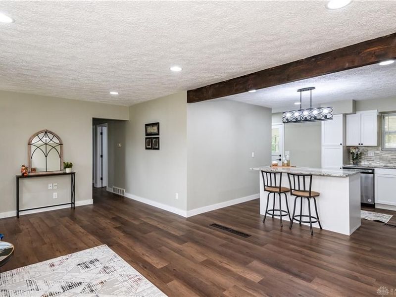 615 Waverly Drive, Beavercreek, OH 45434 Photo 6