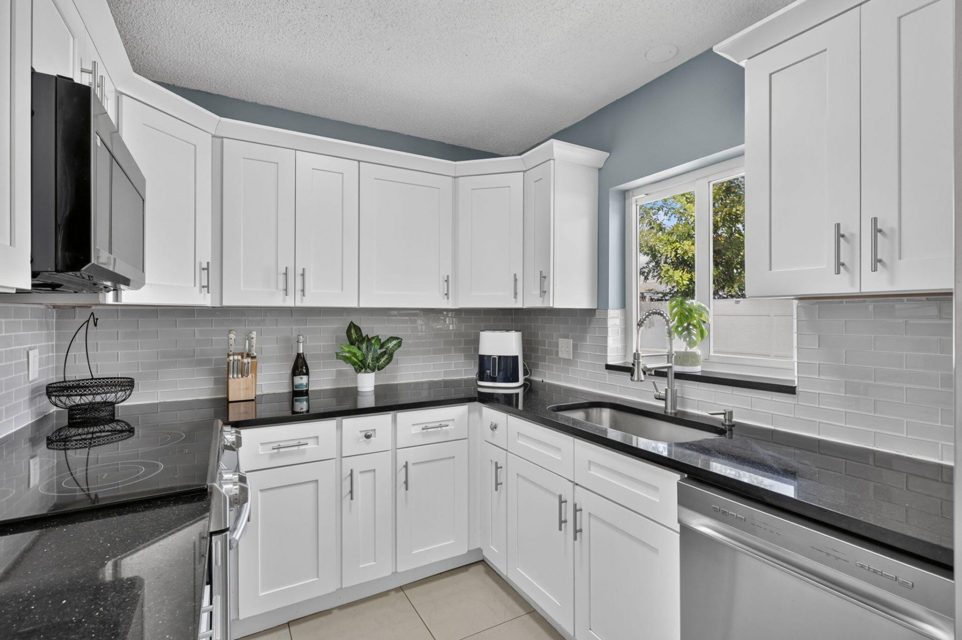 10145 Penzance Lane, Royal Palm Beach, FL 33411 Photo