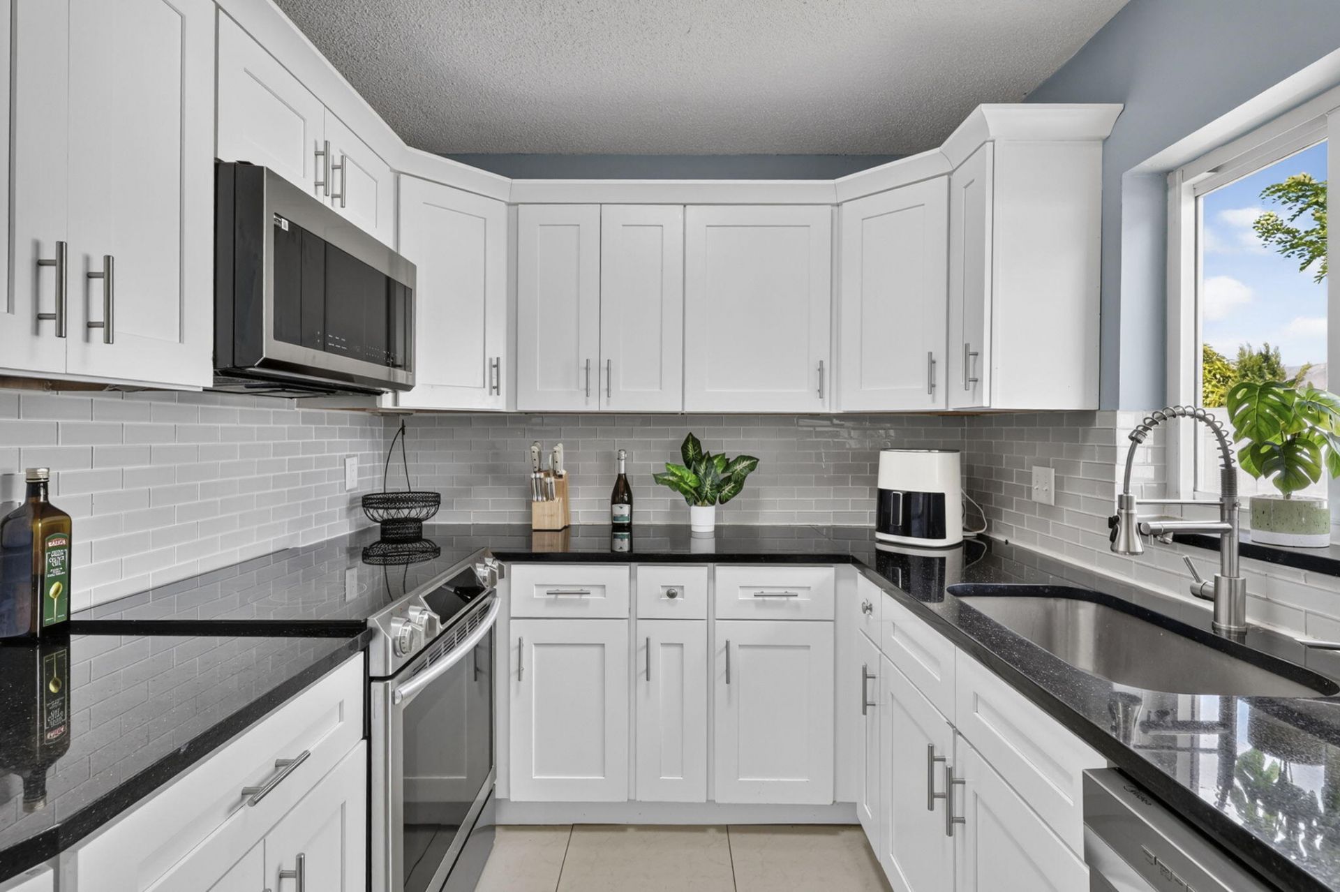 10145 Penzance Lane, Royal Palm Beach, FL 33411 Photo