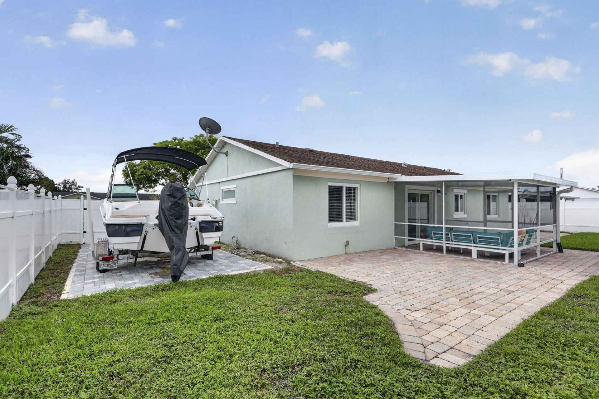 10145 Penzance Lane, Royal Palm Beach, FL 33411 Photo