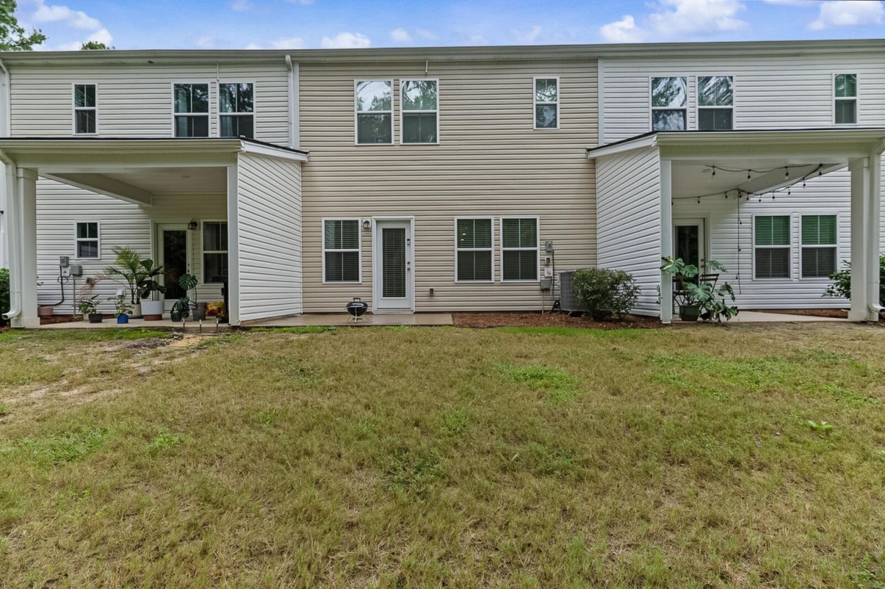 8062 Reagan Way Photo 25