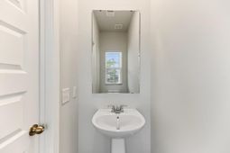 8062 Reagan Way photo 4
