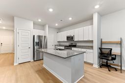 8062 Reagan Way photo 4