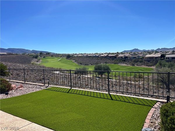 2851 Scotts Valley Drive, Henderson, NV 89052