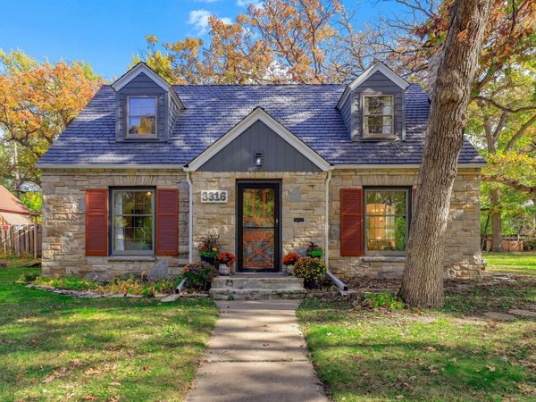 3316 Chowen Avenue N, Robbinsdale, MN 55422