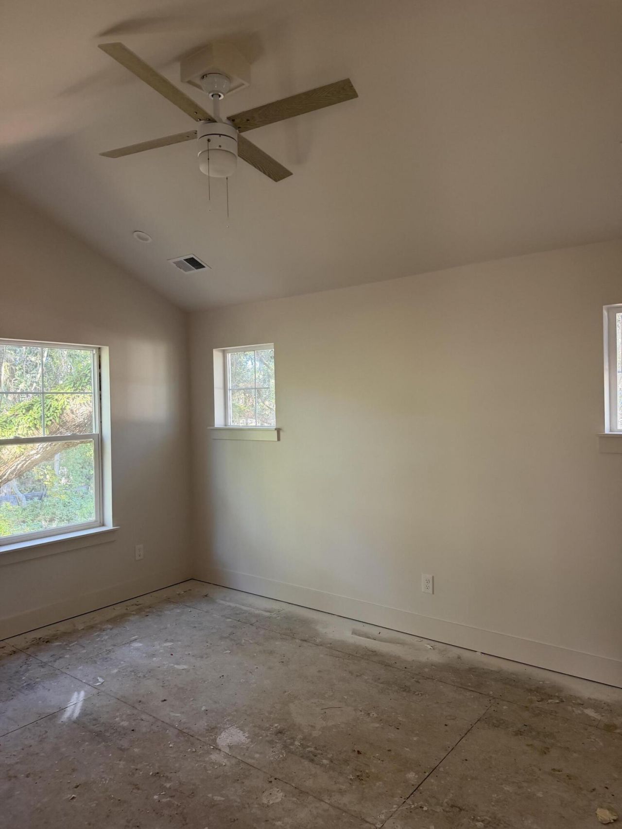 6030 Mellard Street Photo 4
